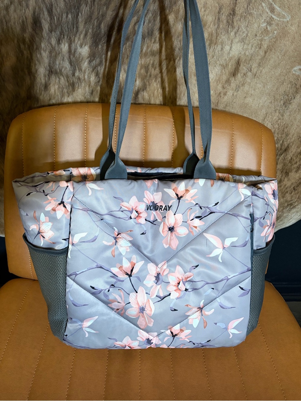 Voorsy Floral Quilted Tote Bag - Gray with Pink Blossoms